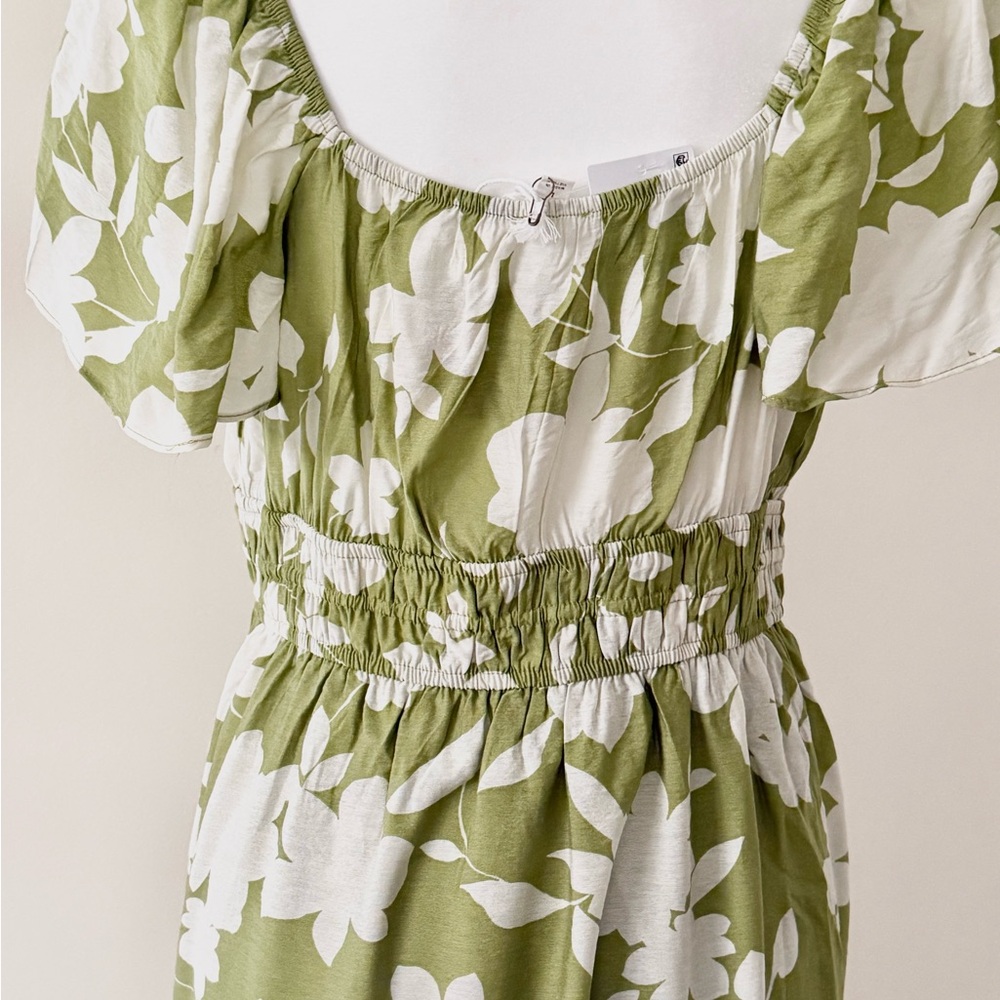Blu Pepper - Kiwi Green and White Floral Midi Dress size L
